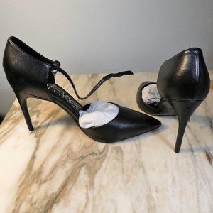 CLASSIC Calvin Klein Dressa Pump Meets Strappy! size 9 1/2